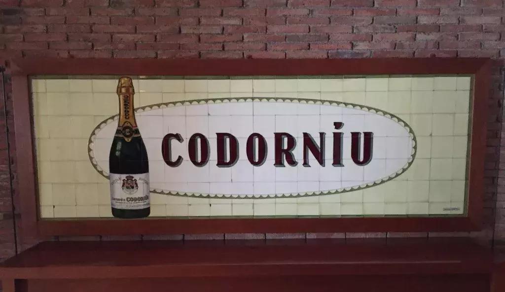 喝起泡酒真的好喝吗,喝起泡酒