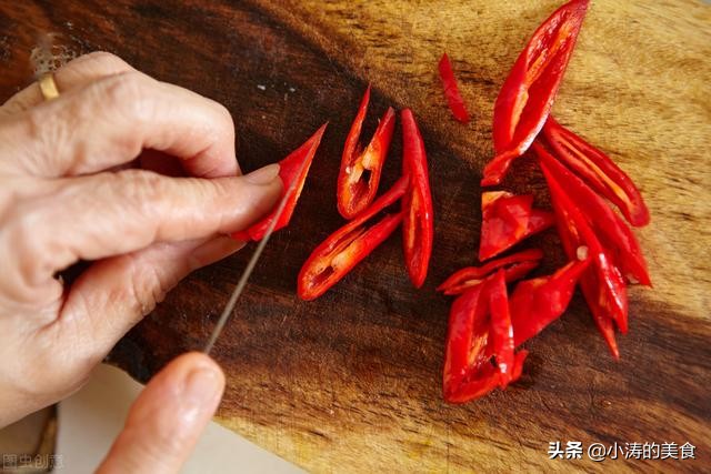 手被辣椒辣了用什么办法最有效,手被辣椒辣了怎么办用牙膏