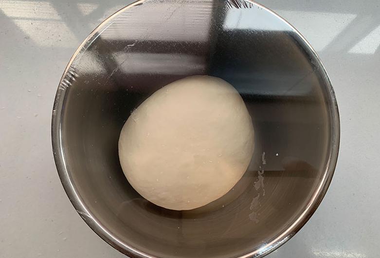 做水煎包，加面粉水还是淀粉水？加对了，包子脆而不硬，冰花多多