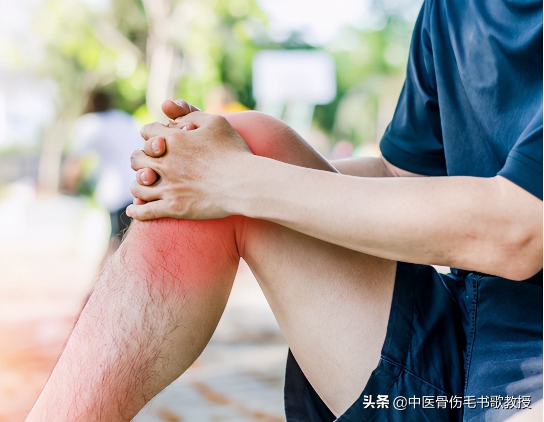 滑膜炎膝盖肿胀蹲不下怎么治,膝盖滑膜炎肿胀疼有什么偏方治疗