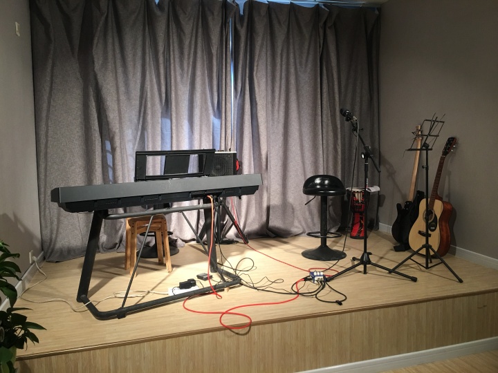 一个没钱的吉他爱好者聊聊他弹过的十几把吉他