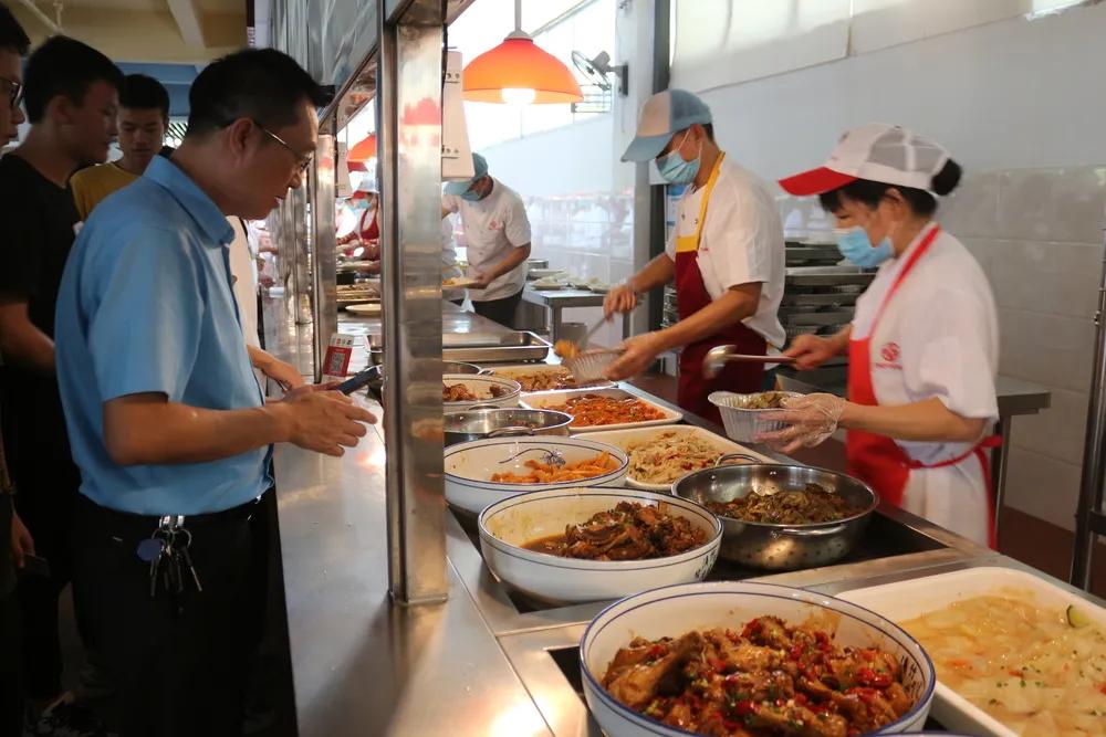 守护舌尖安全呵护师生健康,保护舌尖上的安全在行动