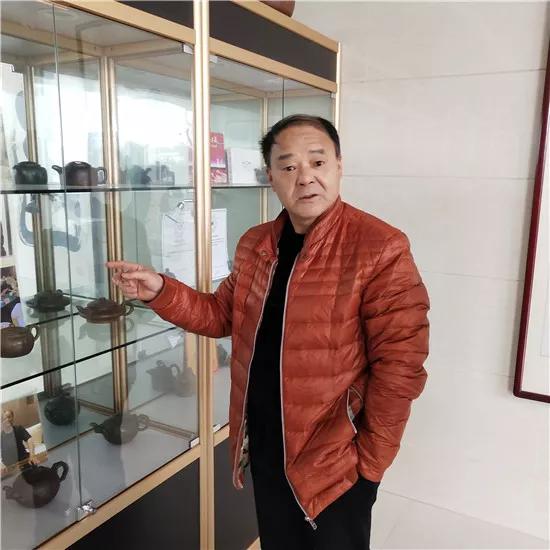 宜兴民间紫砂大师江小东：一壶“生命之源”的养身之道