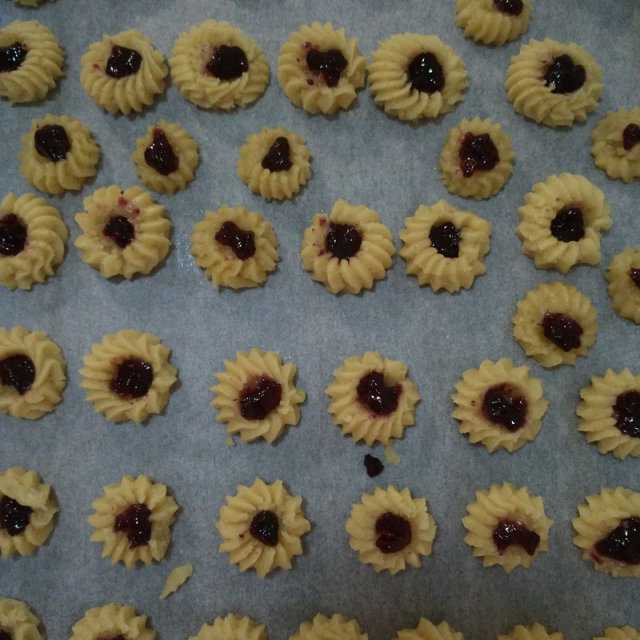 自制蓝莓干曲奇,教你做蓝莓曲奇饼