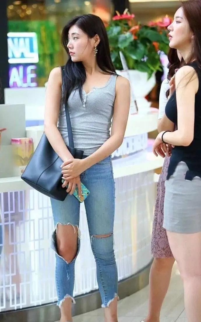 时尚超好看有型牛仔裤,时尚又洋气的牛仔裤