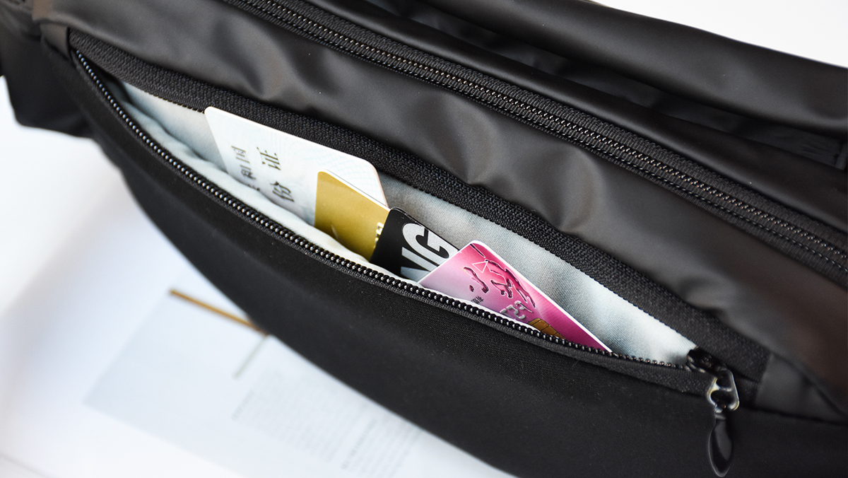 小米69元胸包怎么样,小米多功能运动休闲胸包