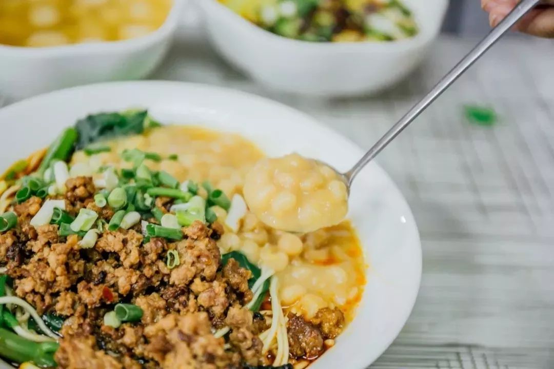 重庆100-200民宿推荐以及价格,100家苍蝇馆子重庆