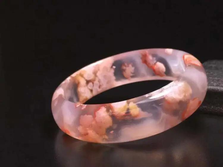 30岁女生适合的气质手镯,20多岁3000至5000元翡翠手镯推荐