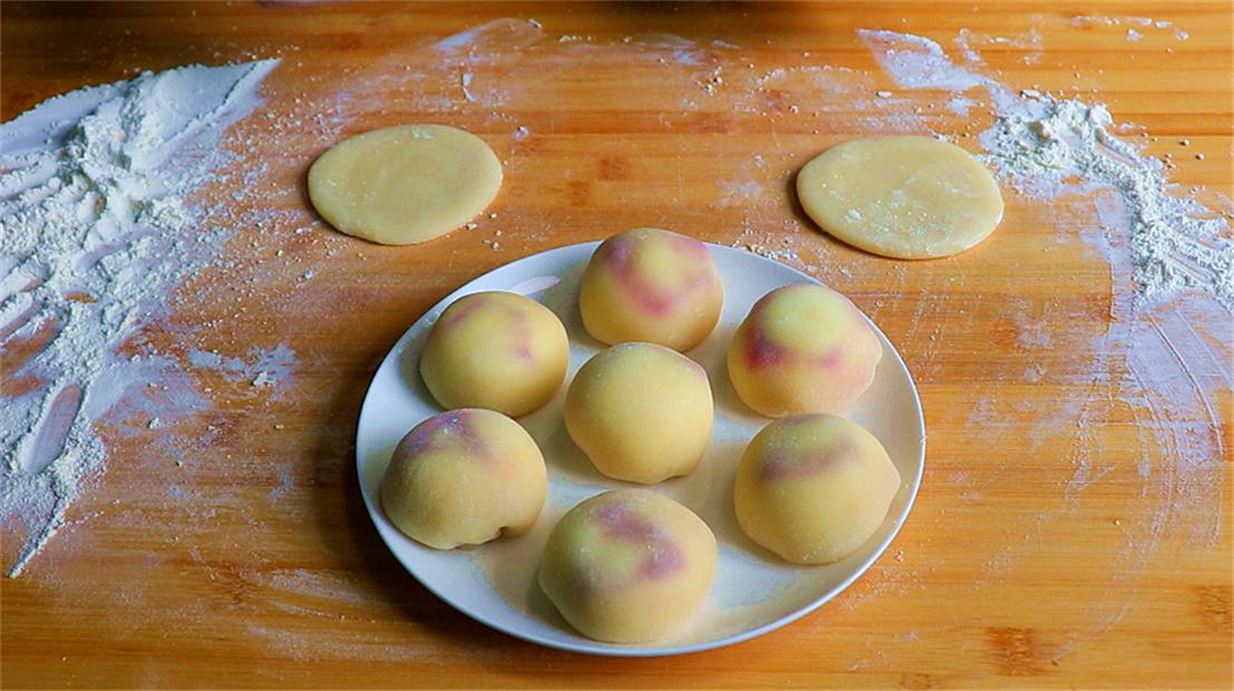 不用蒸就能做出软糯拉丝的糯米糍,想吃糯米糍再也不用排队买