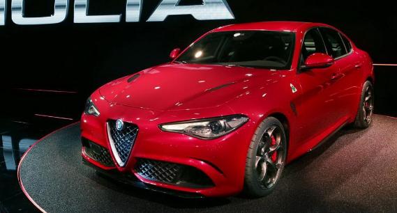 意式情怀试驾阿尔法罗密欧giulia,2017款阿尔法罗密欧giulia2.0t200hp
