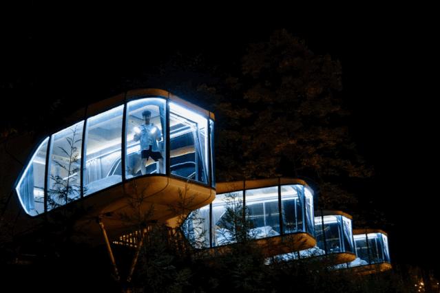 彭州太空舱营地,成都熊猫森林太空舱民宿