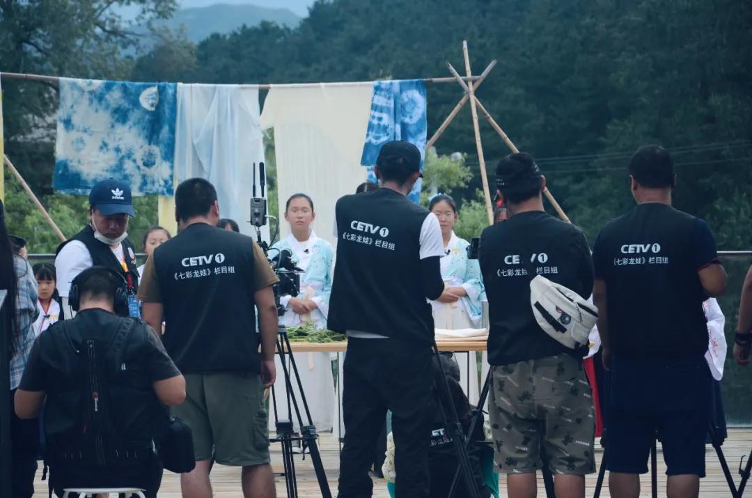 大地风景乡村振兴实验基地大吉祥村迎来本草小象馆加盟