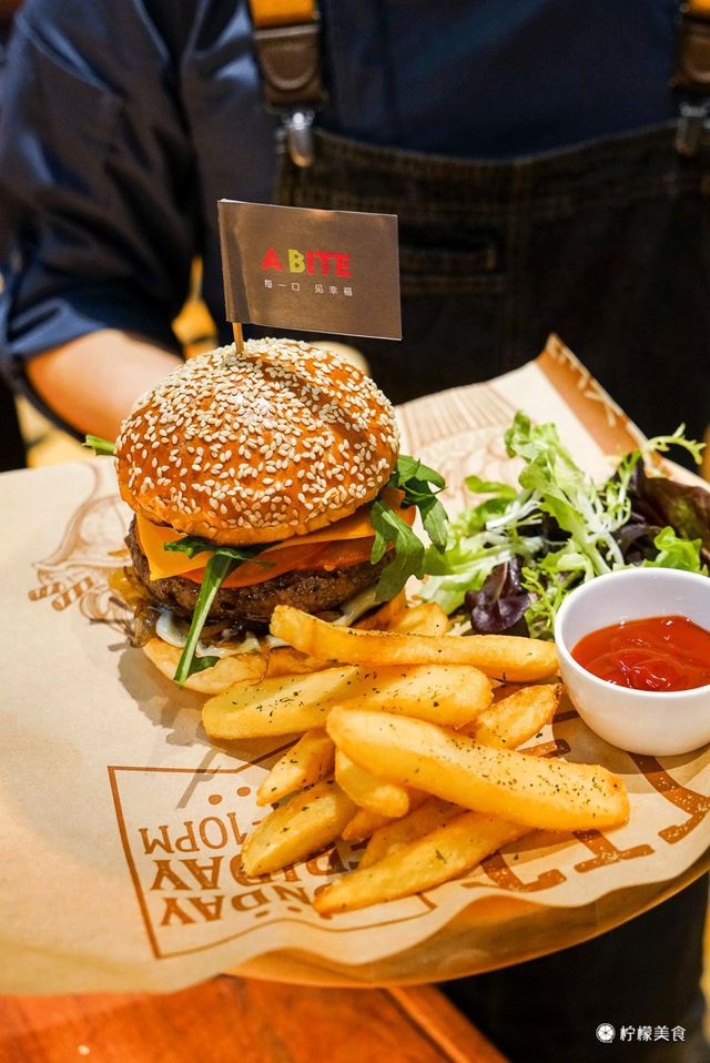 全国首家欧洲市集来了，刚到深圳！45个国家的进口商品任你选~