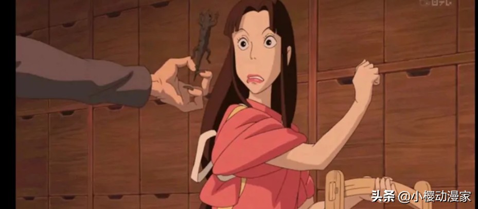 宅男煮米饭总有香味,电饭煲锅底十几只壁虎。网友:千寻诚不欺我