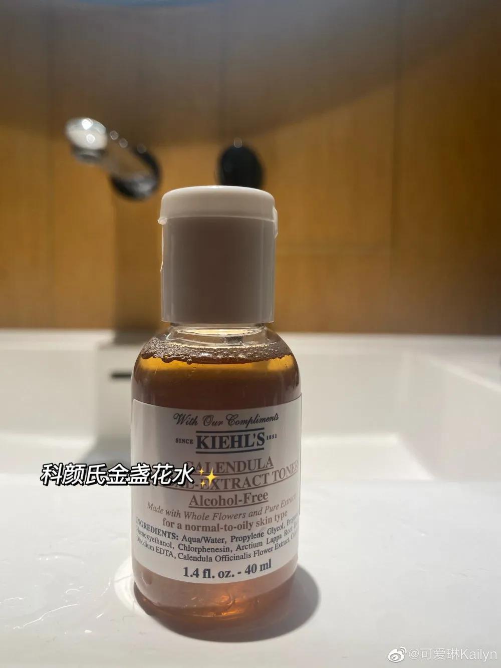 精致女孩的包包里装什么呢,精致女性的包包里藏着多少小秘密