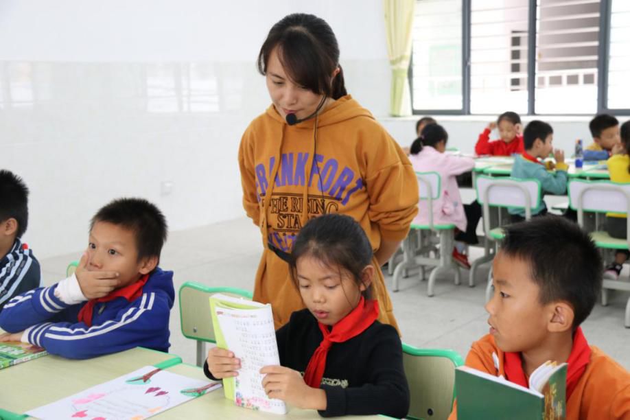 “社”彩斑斓花团锦簇---兴桂路小学社团课程剪影