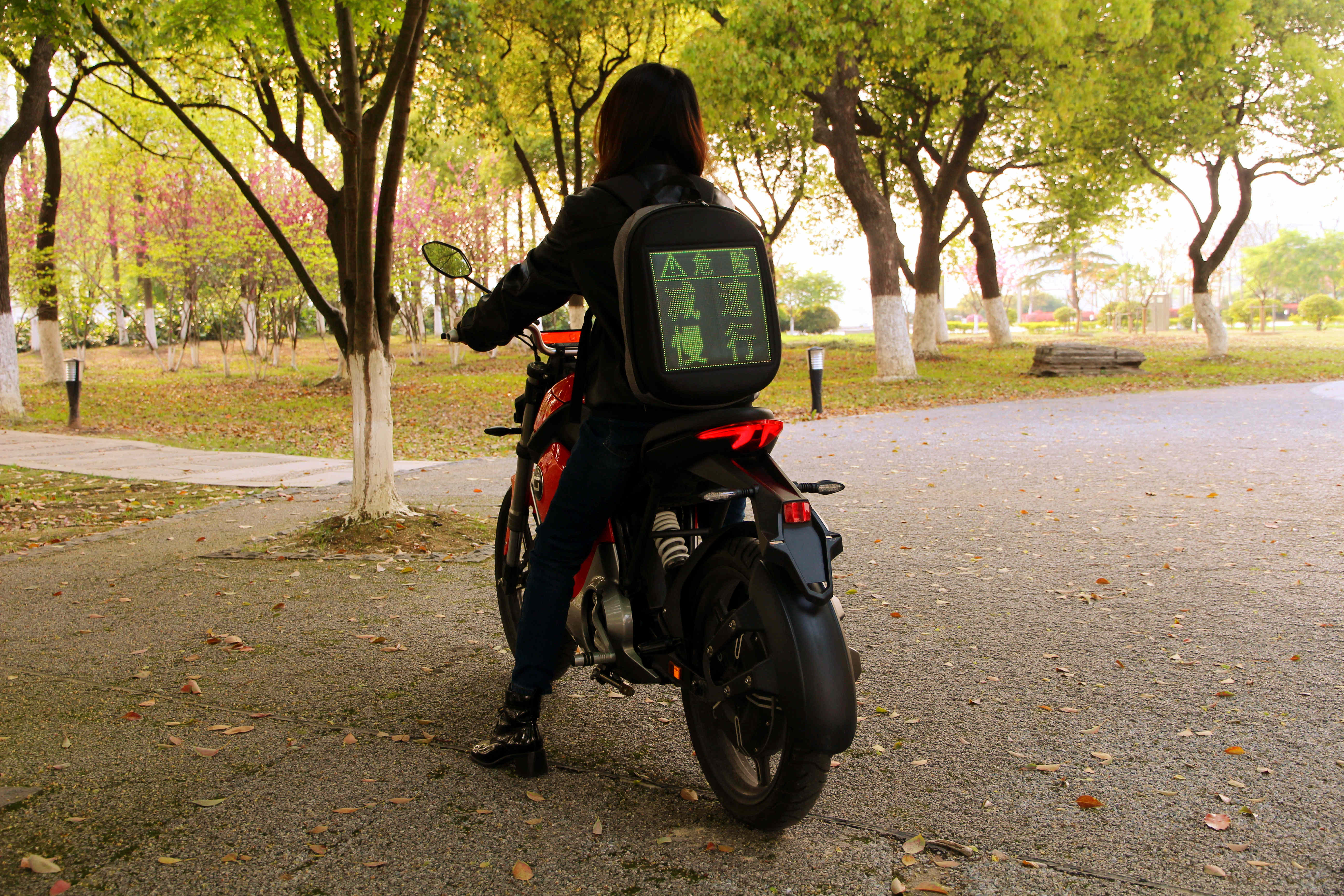 数码博主都在用的背包,数码博主推荐双肩包