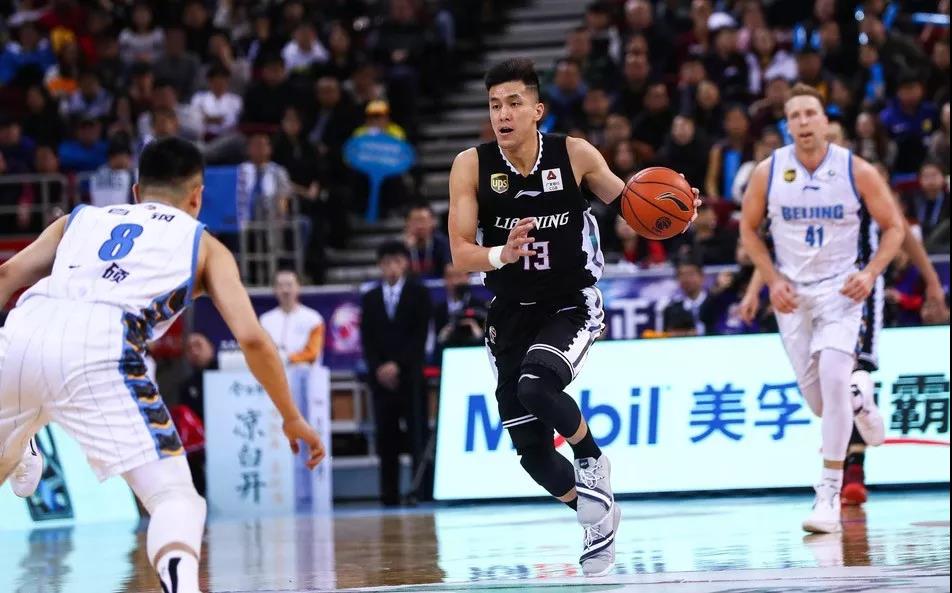 cba赛场再现争议一幕,cba赛场上用过的篮球值钱吗