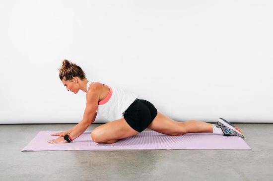 腰部酸胀的厉害是怎么回事,腰部没劲是不是影响腿部力量