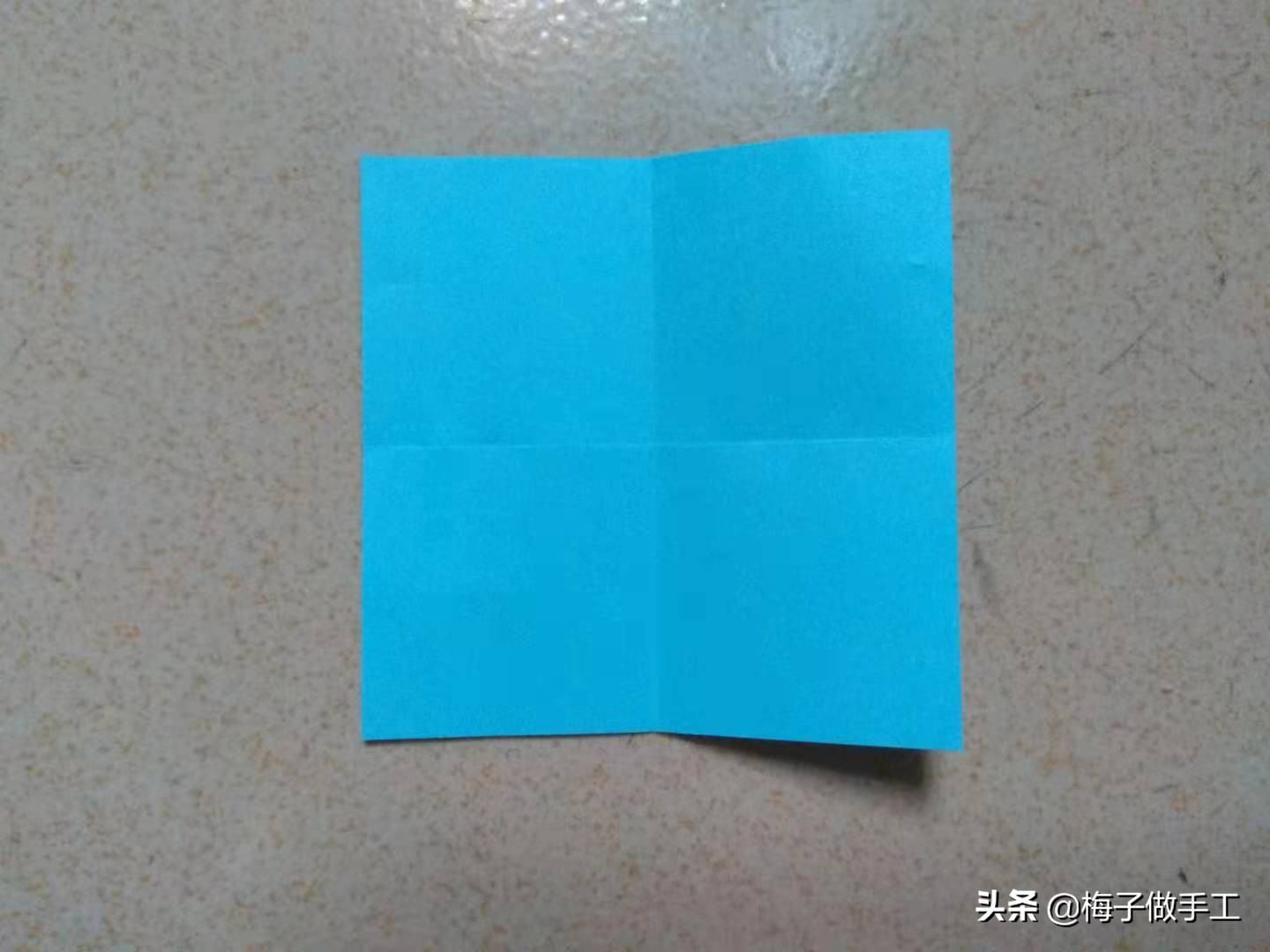 简单的折爱心戒指方法,用纸折爱心戒指和正方形的盒子