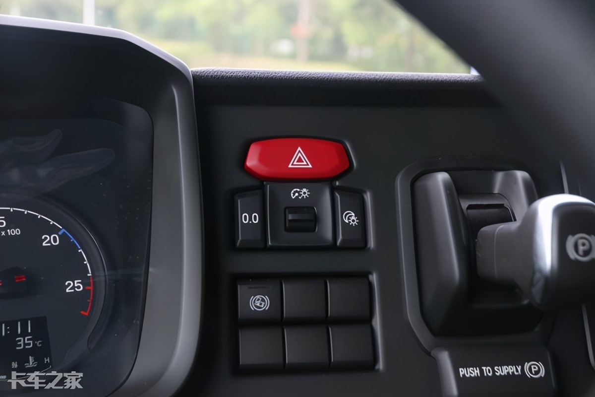 斯堪尼亚g500牵引车头多少钱,斯堪尼亚g500牵引车