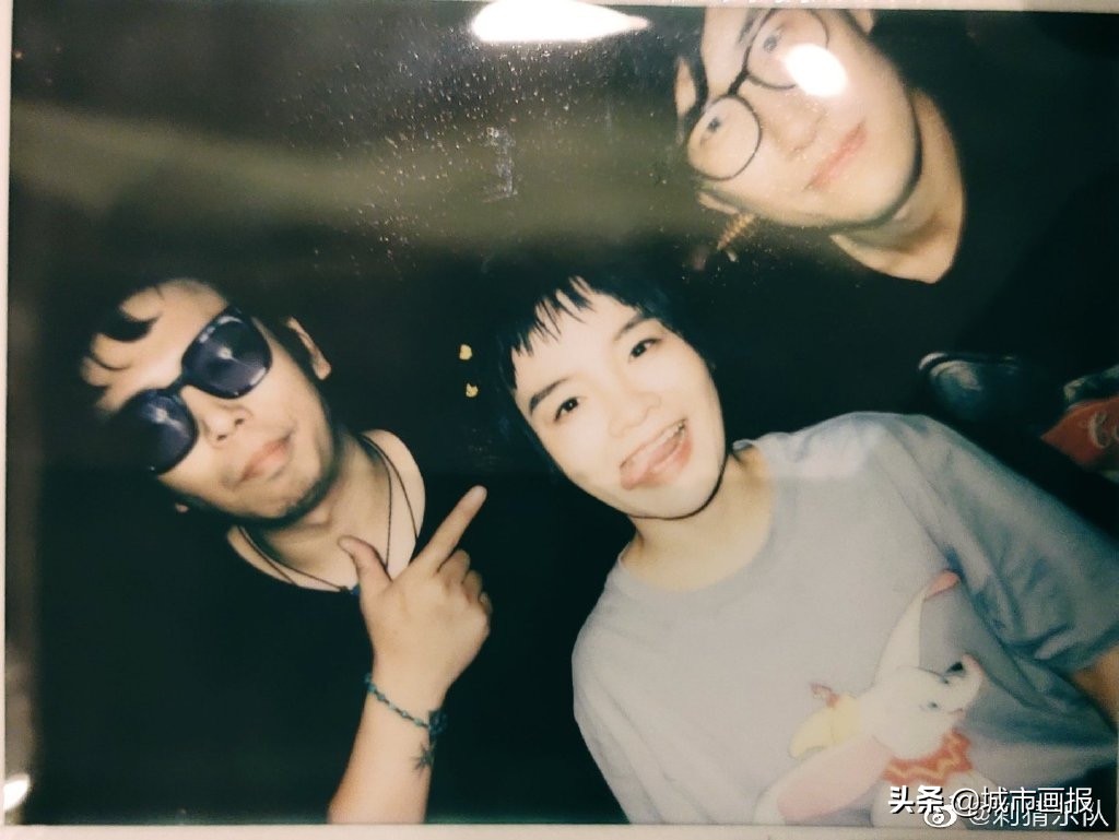 鼓手石璐心酸经历,女鼓手石璐多大