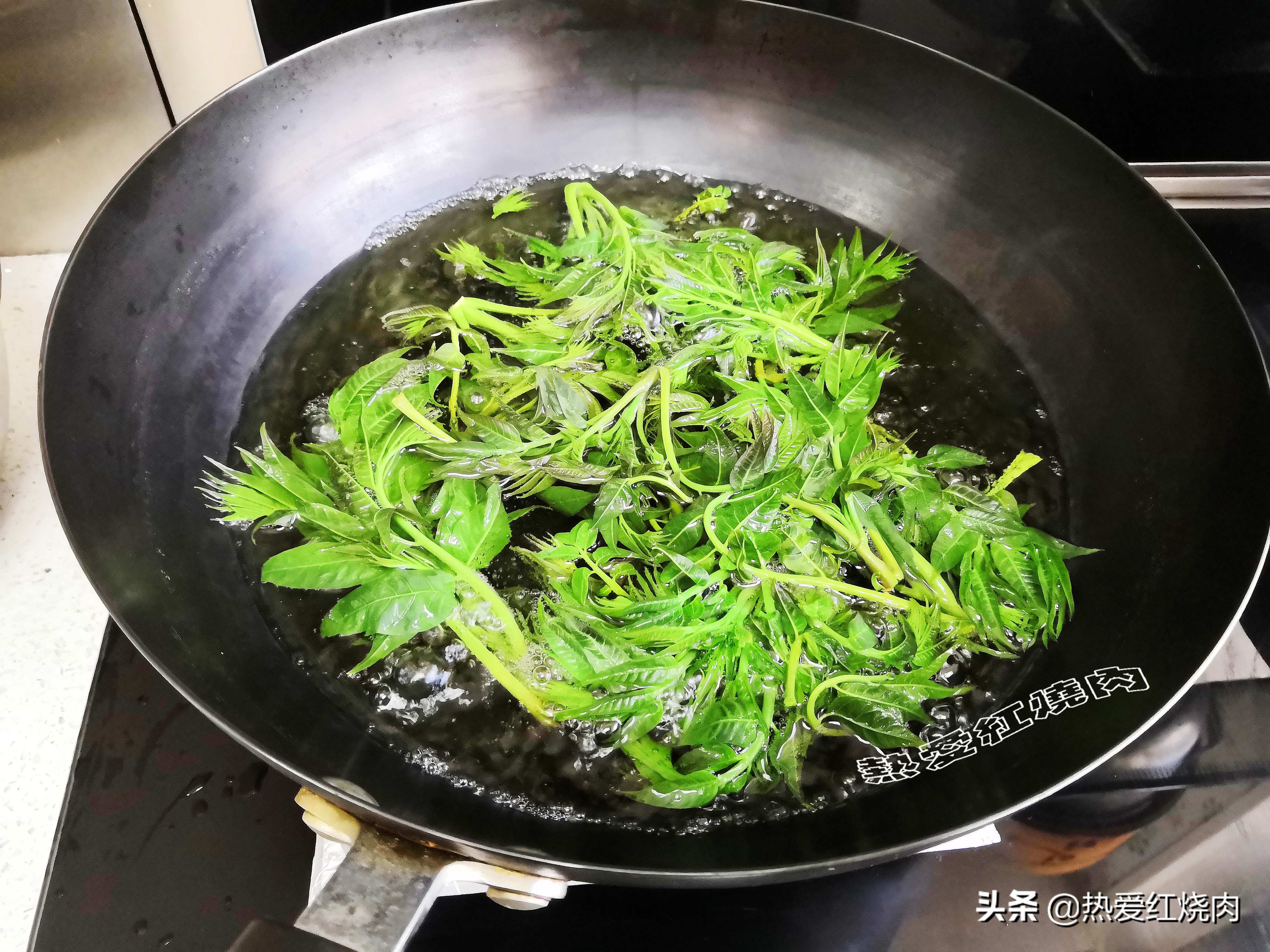 春笋和什么炒最好吃,春笋最好吃的做法这样做清爽不油