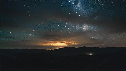 宅男一年不出门,宅男怎么度过一天24小时