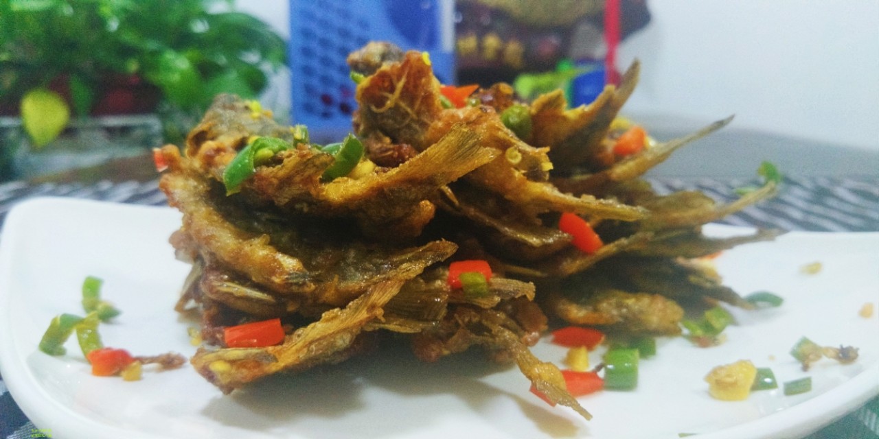 醋焖杂鱼,醋焖小杂鱼正宗做法