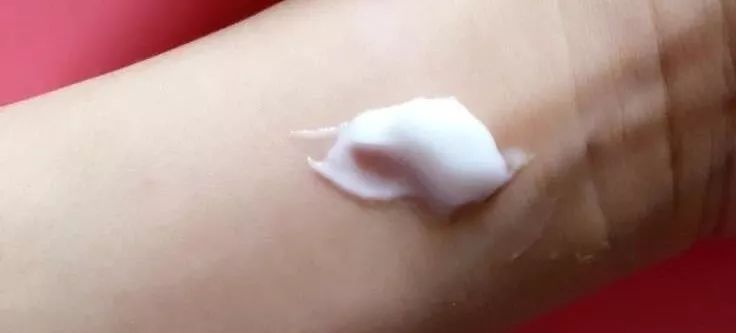 大干皮用的身体乳推荐,身上干皮用什么身体乳