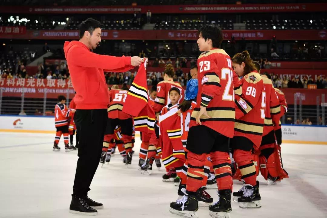 昆仑鸿星万科龙队赛程,cwhl最新比赛