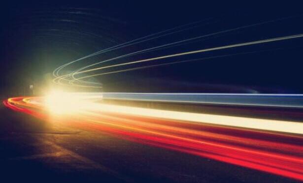 每秒300多万千米的恒星,类星体为什么可以超光速移动