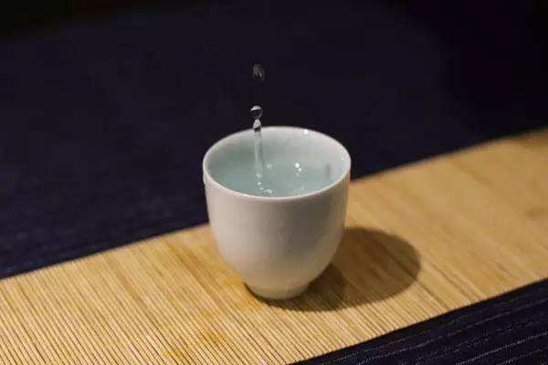 我有一壶酒足慰风尘续写,我有一壶酒足以慰风尘网友续写