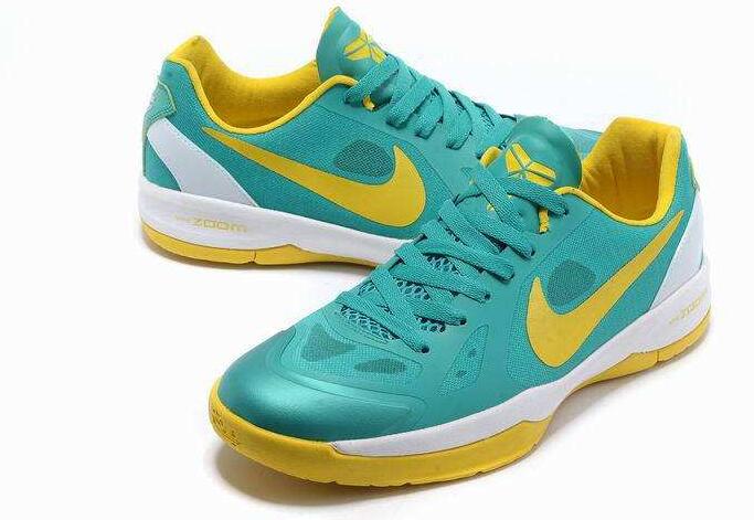 鞋子磨脚处理的简单方法图片,透明拖鞋脚底板磨脚怎么办