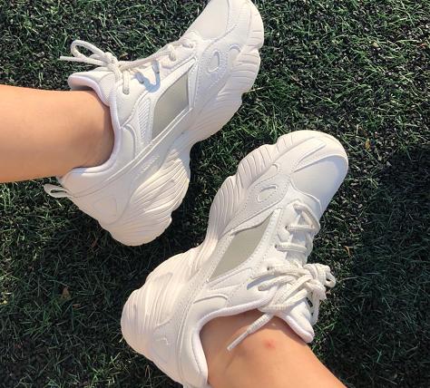 李宁的鞋和特步的鞋哪个好穿,特步160x3.0pro和李宁绝影2哪个好