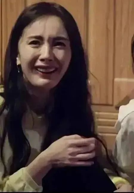 杨颖早期照片和现在对比,杨颖早期照片和现在照片