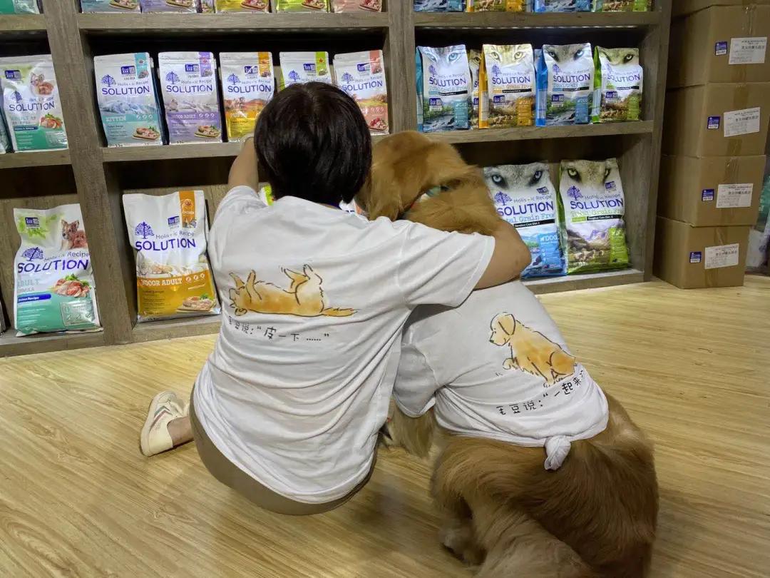 耐吉斯今年亚宠展上做了啥？挤都挤不进