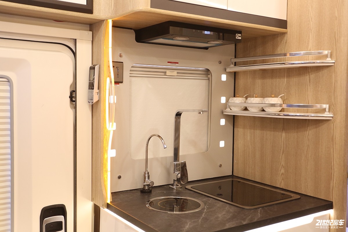 干湿分离淋浴的房车,干湿分离的房车卫生间价格表