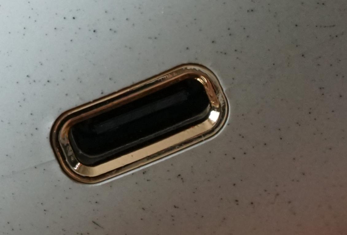 良心国货无线耳机,外观硬朗的无线耳机