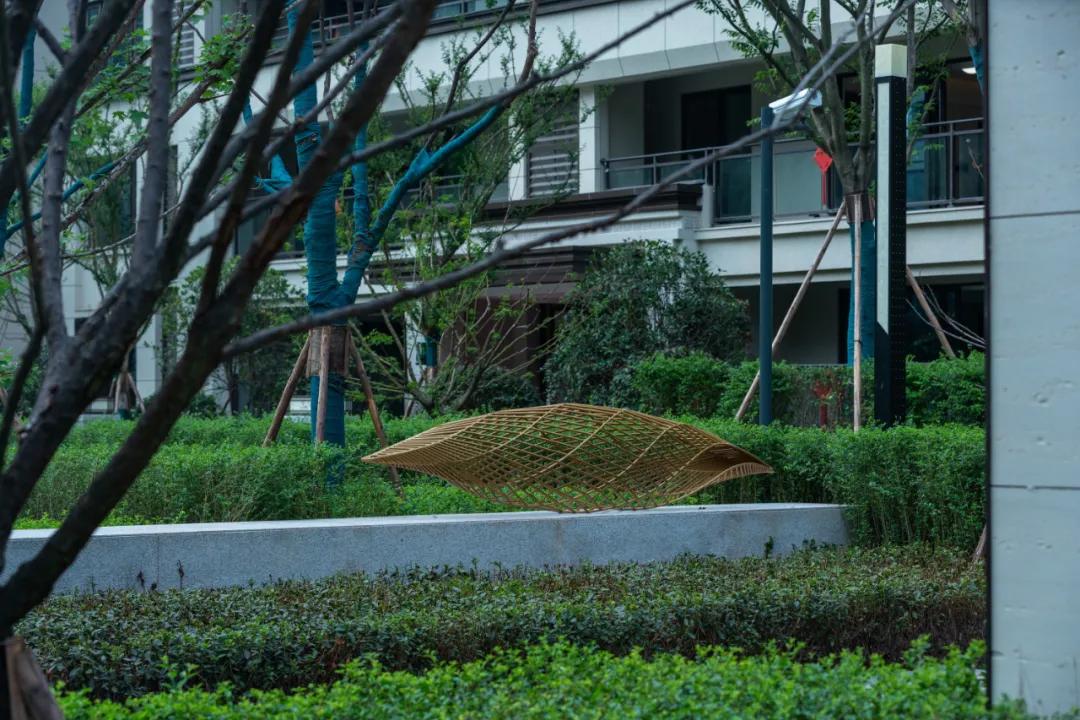 万科金开悦府,万科金开悦府高压线