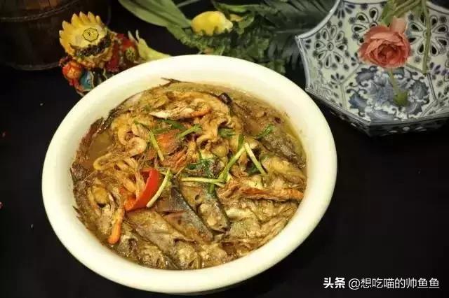 盘锦地摊美食攻略,盘锦美食探店大公鸡