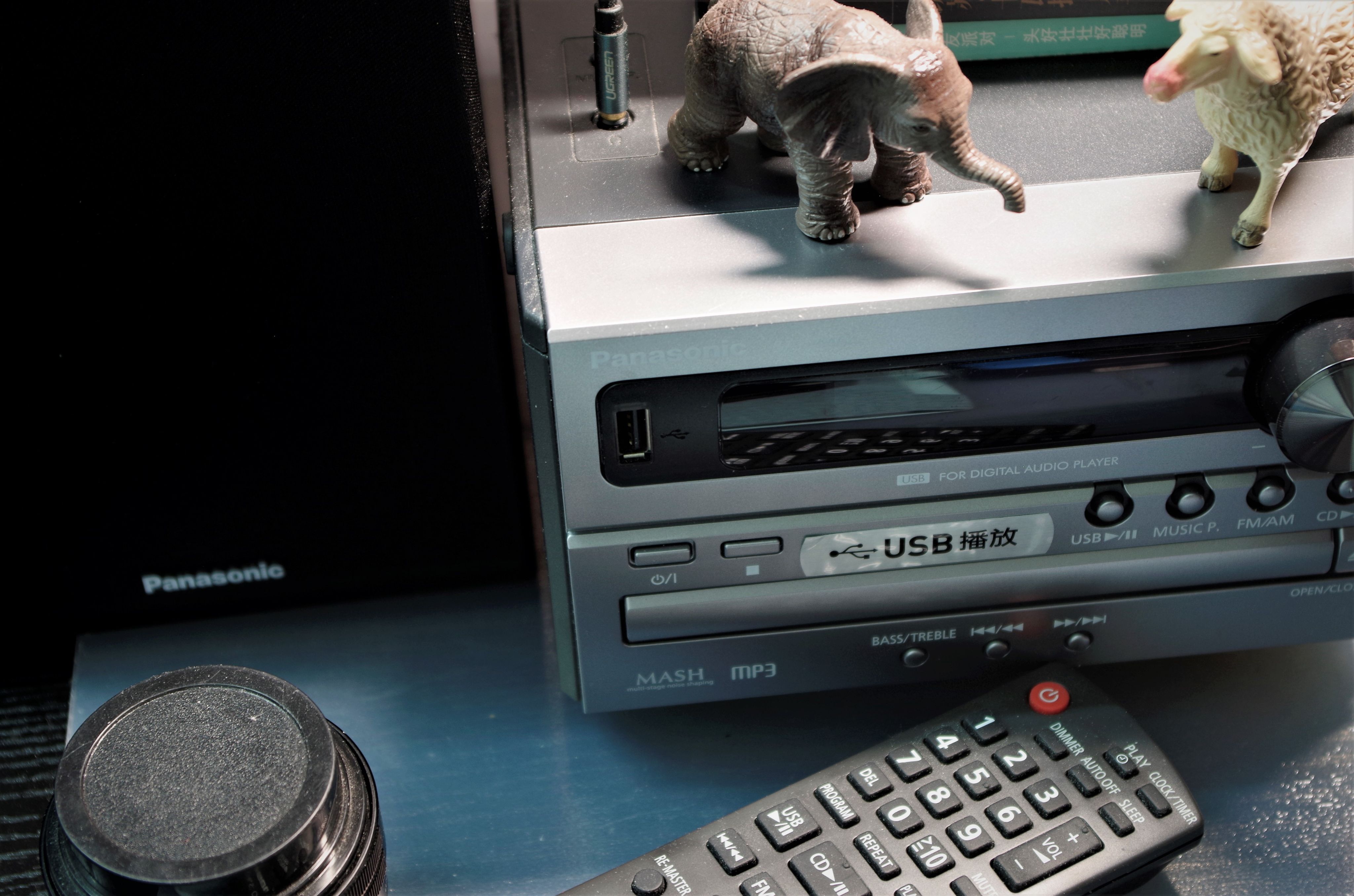 一盏明灯伴清音，大象的那些桌面音乐设备分享