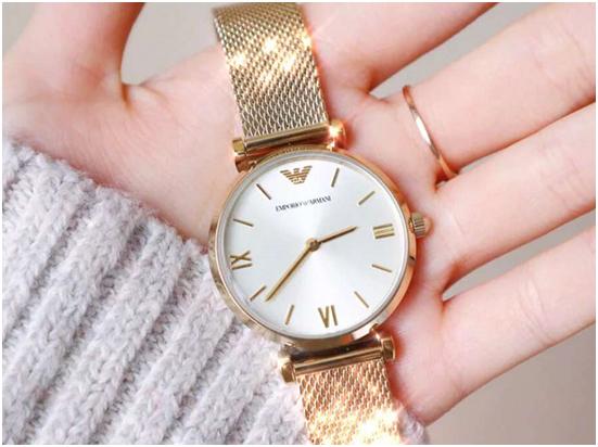 阿玛尼的手表，奢侈中带着神秘，女孩子的手表天堂