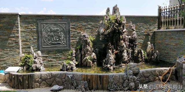 庭院假山鱼池施工步骤,简单的假山鱼池制作方法