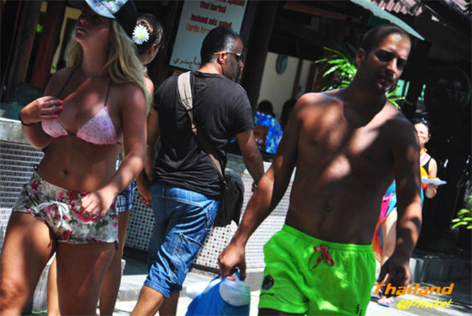 皮皮岛本岛怎么玩,pp岛有什么好玩的