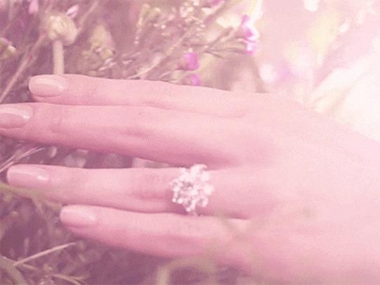 MADEIN悦方：超大钻石免费抢/1元秒杀/东...