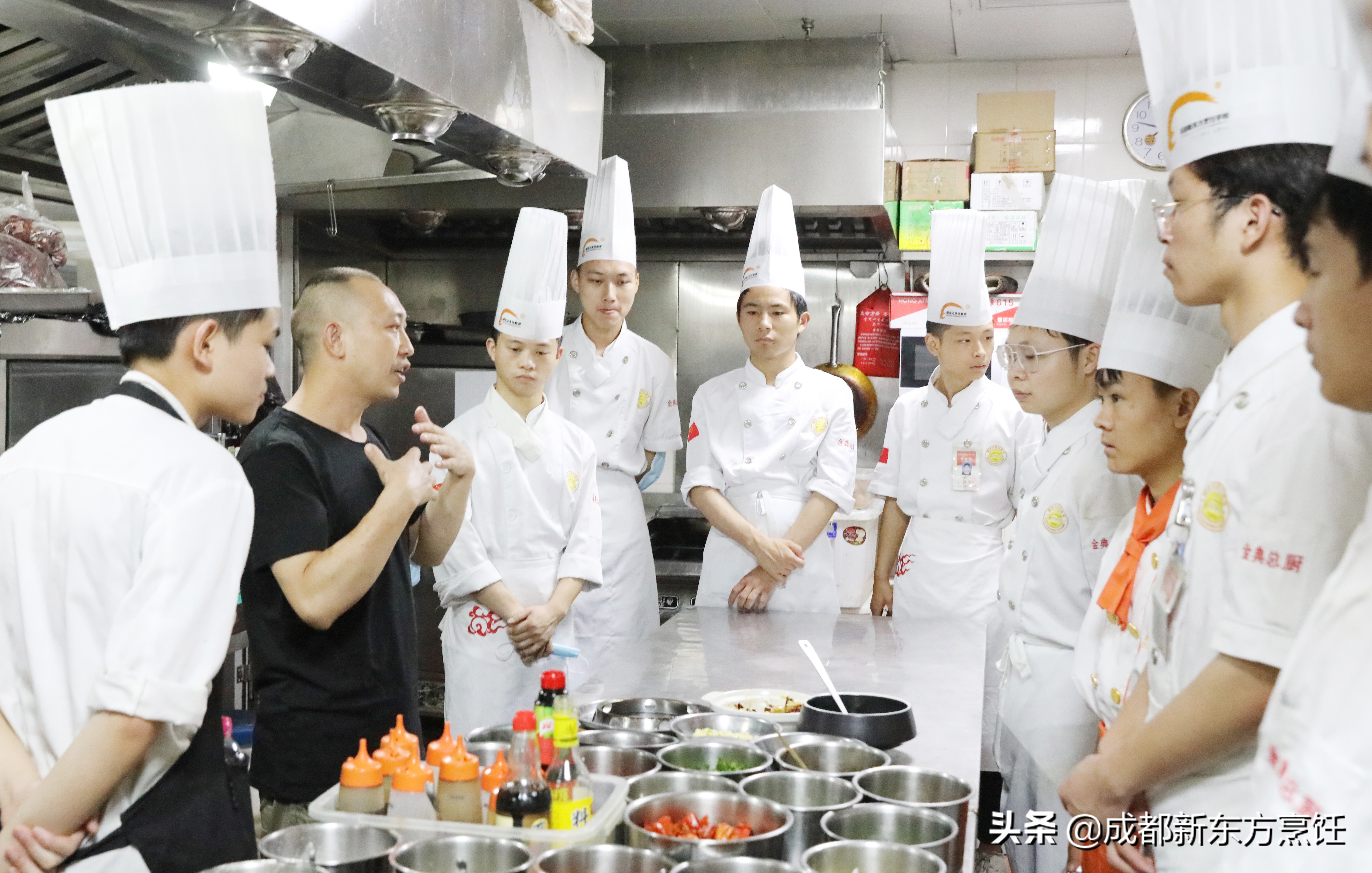 学手艺什么行业前景最好,女孩现在学什么行业最有前景