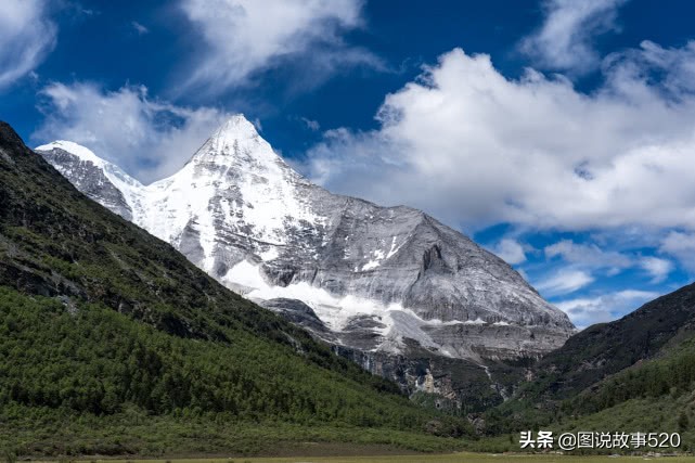 4500米稻城亚丁徒步多少小时,稻城亚丁四千多米海拔爬山四小时