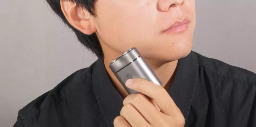 削铁如泥剃须刀,巴掌大的剃须刀你用过吗