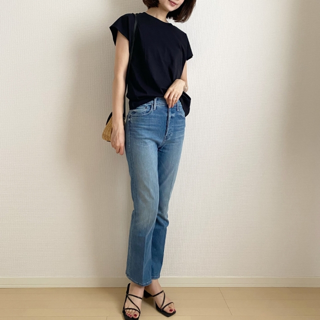 优衣库T恤打底穿法,优衣库正肩t恤哪个颜色好搭配